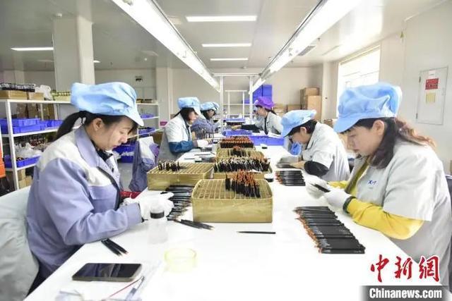 真有“两把刷子”！冰球突破豪华版沧州(图14)
