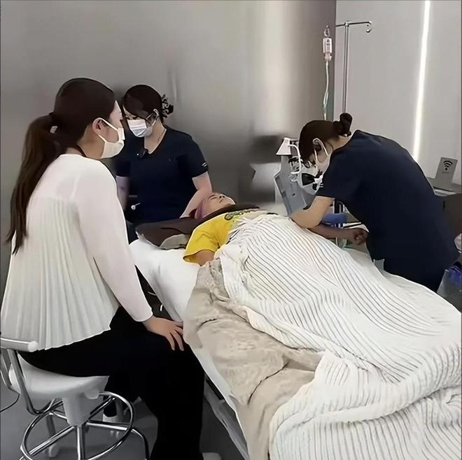 曝光脸色发黑引发担忧金龟子美容很享受冰球突破平台61岁王宁日本换血手术(图9)